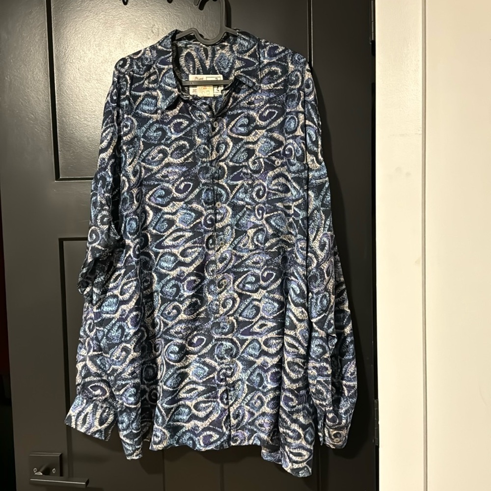 Nino Foriero 100% silk Blue and Purple Watercolor Printed Buttondown Longsleeve